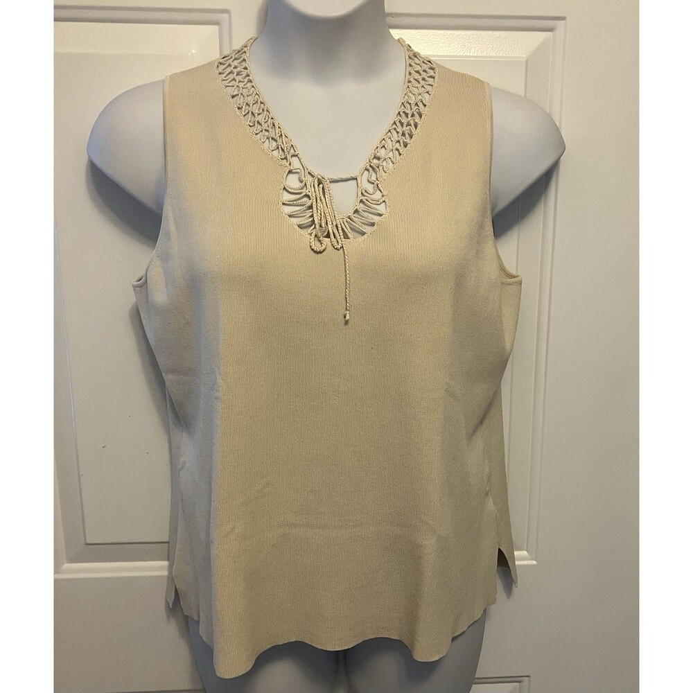 Women’s August Silk Sz M Beige Sleeveless‎ Crochet Trim Pullover Knit Sweater
